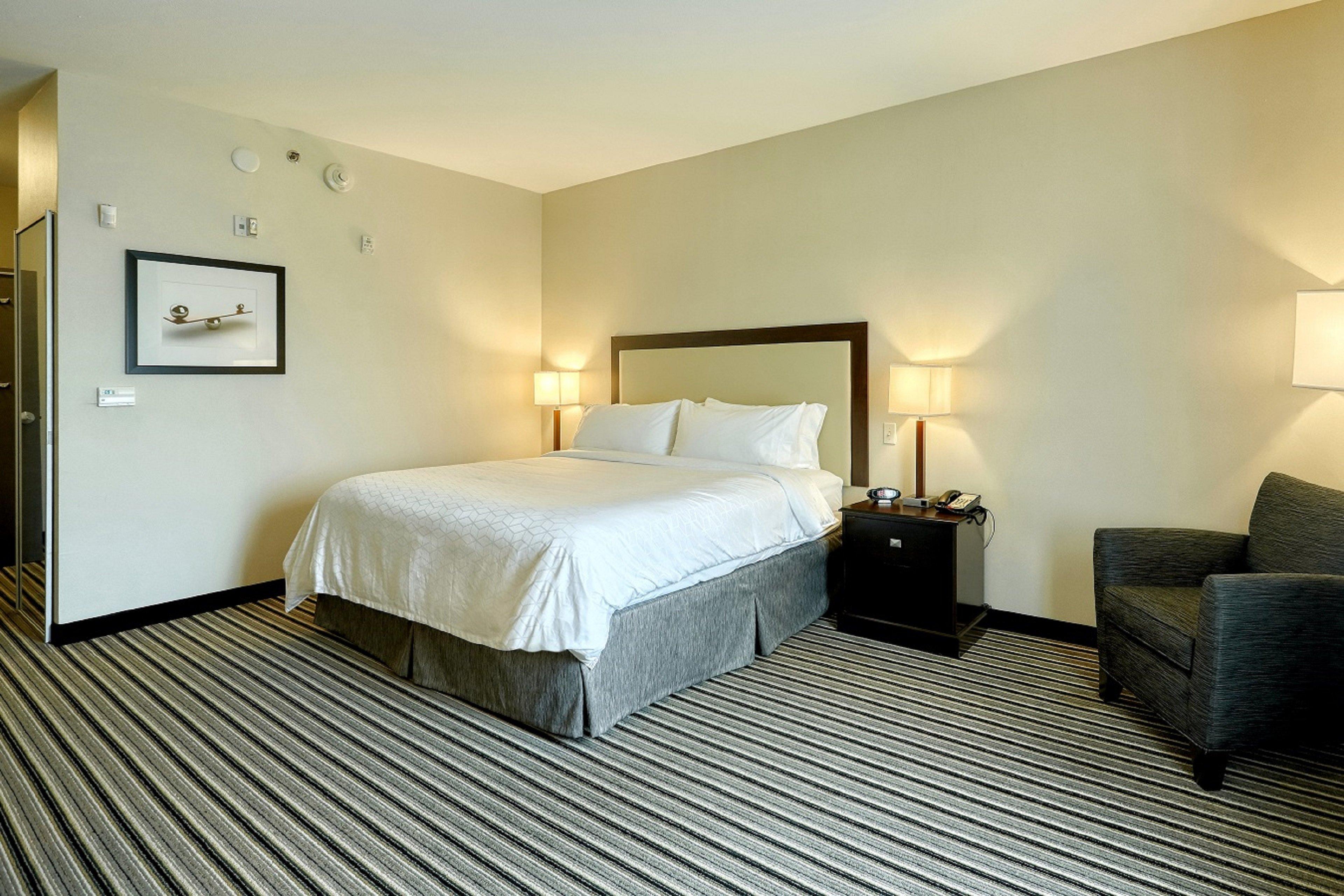 Holiday Inn Express And Suites Batavia By Ihg Exterior photo